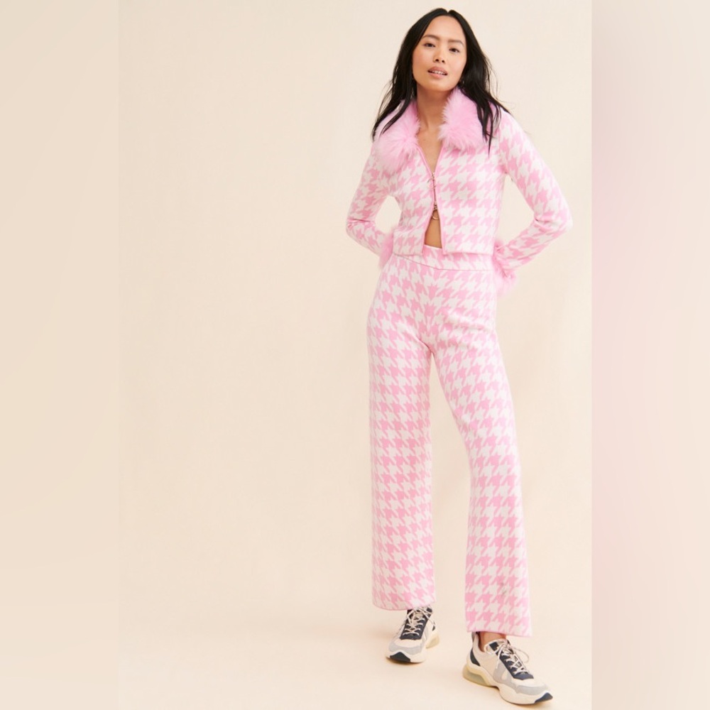 Show Me Your MuMu Pink Houndstooth Wide Leg Pants - Picture 4 of 8